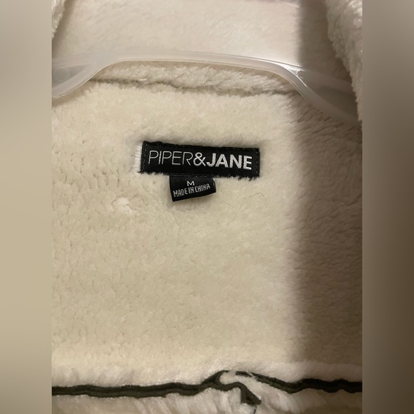 Cropped fall/winter jacket - Picture 5 of 5